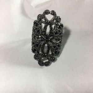 Detailed Wrap Around Ring